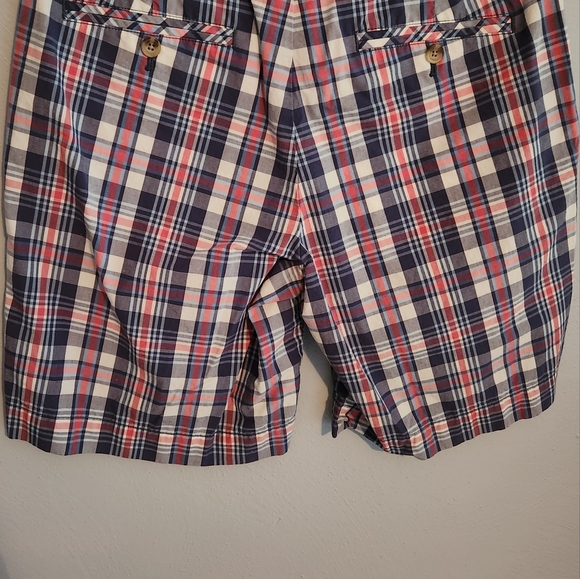 Vineyard Vines  shorts-NWOT - Picture 2 of 3